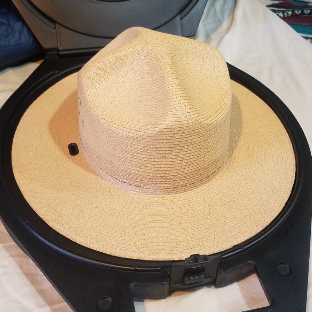 Stratton Hat with case
